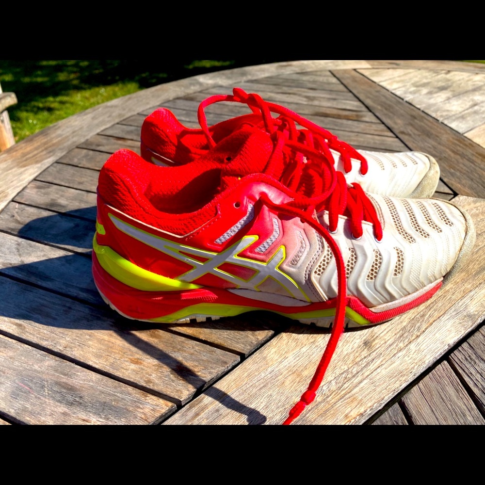 ASICS tennis shoes